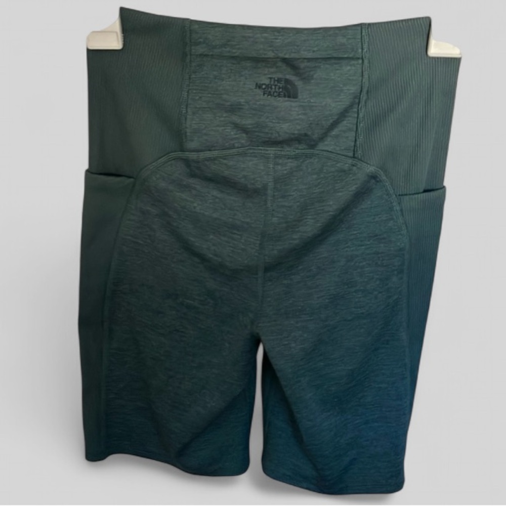 The North Face Green Heather Ribbed Piecing Womens Bike Shorts Sz S EUC